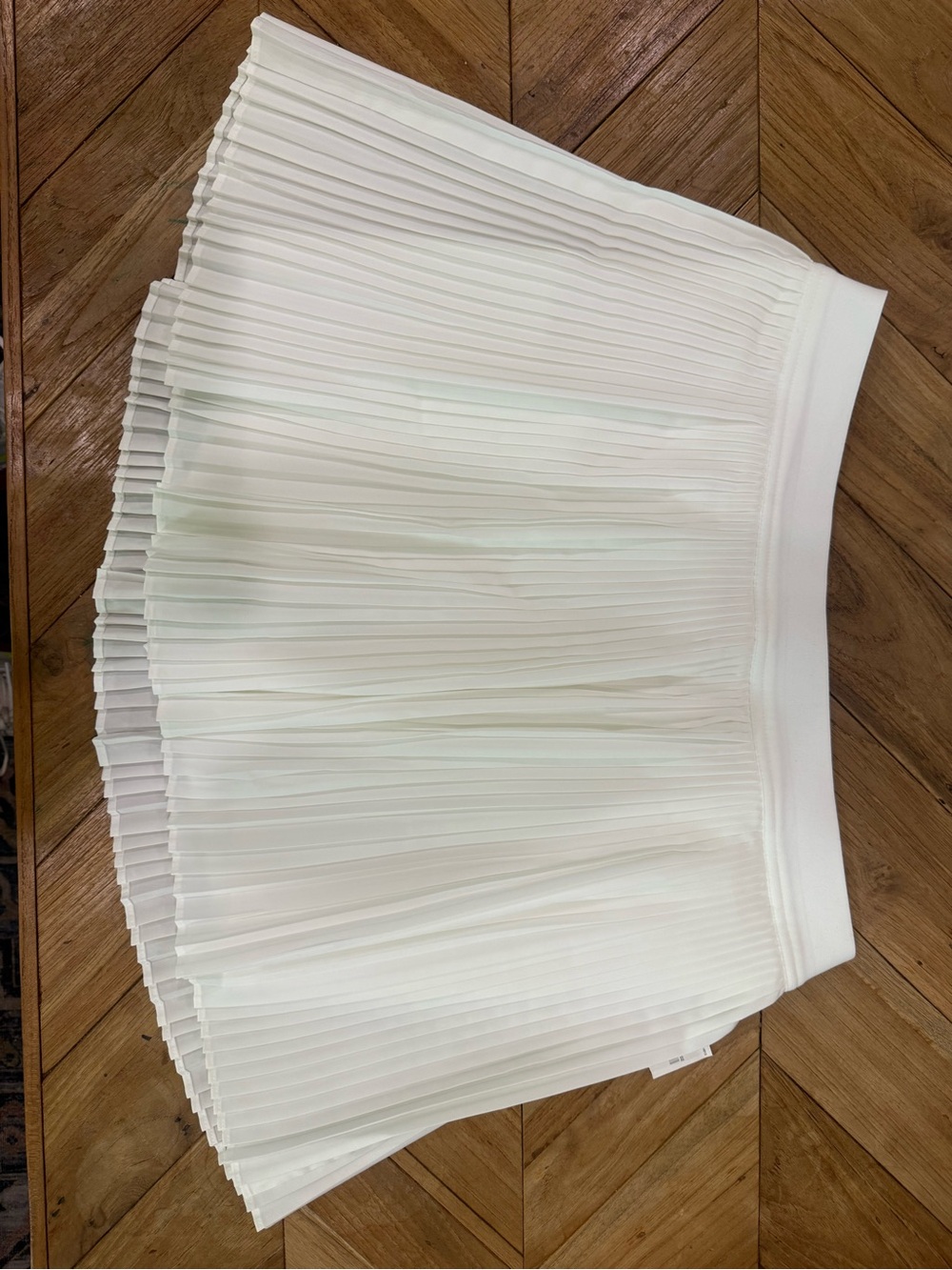 White Pleated Old Navy Tennis Skirt Large